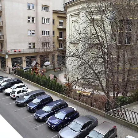 Appartamento Downtown Pest Tranquillity *